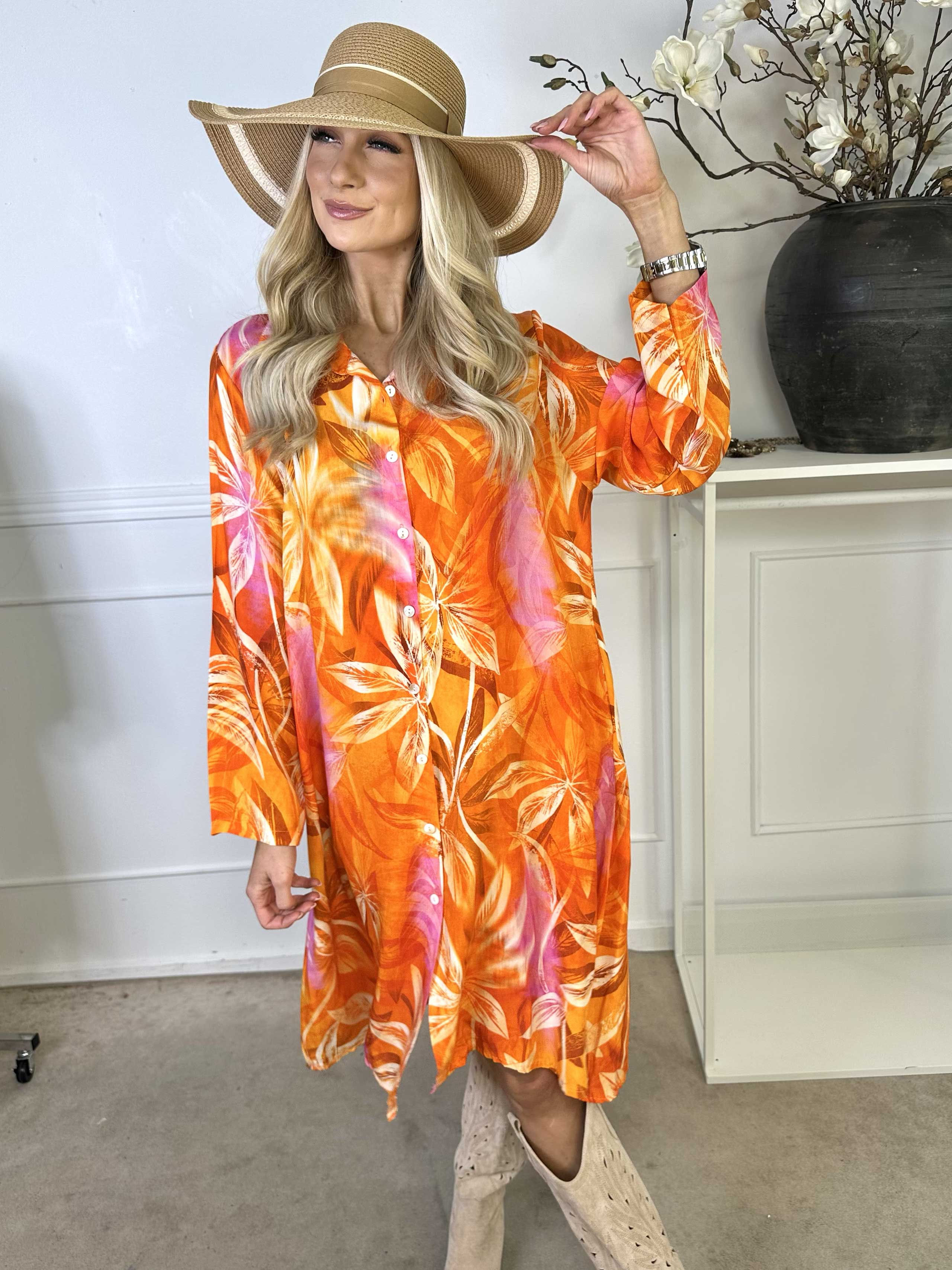 Iria - Skjortklänning i viskos med bladmotiv